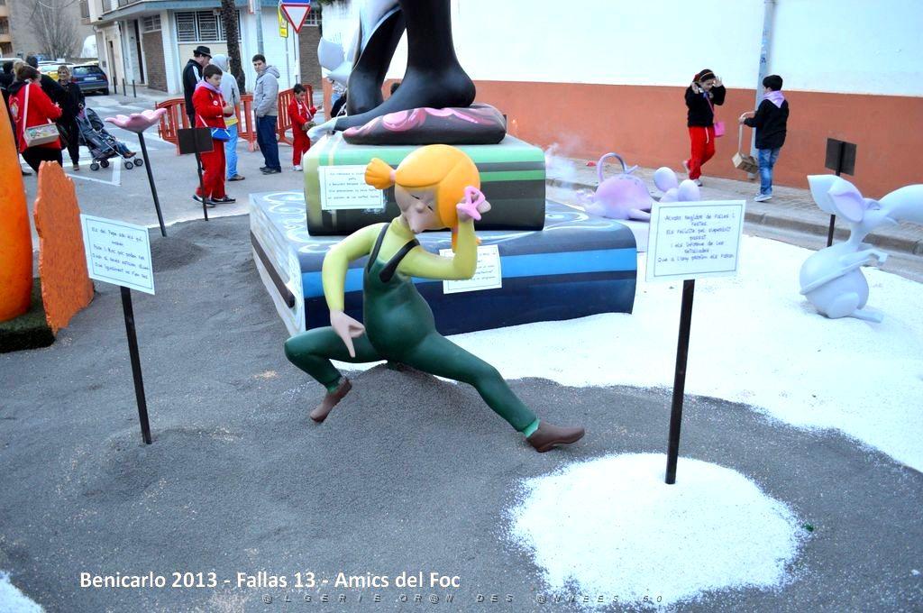 13- Falla Amics del foc 005.JPG